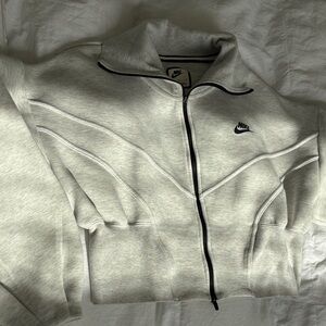 Nike Heather Gray Zip-Up Jacket with Black Accents